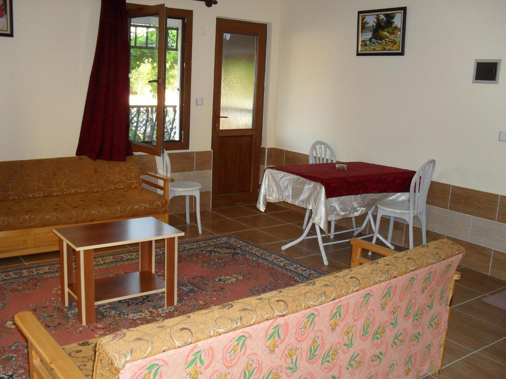 Villa Ozalp Apartments Dalyan Exterior photo