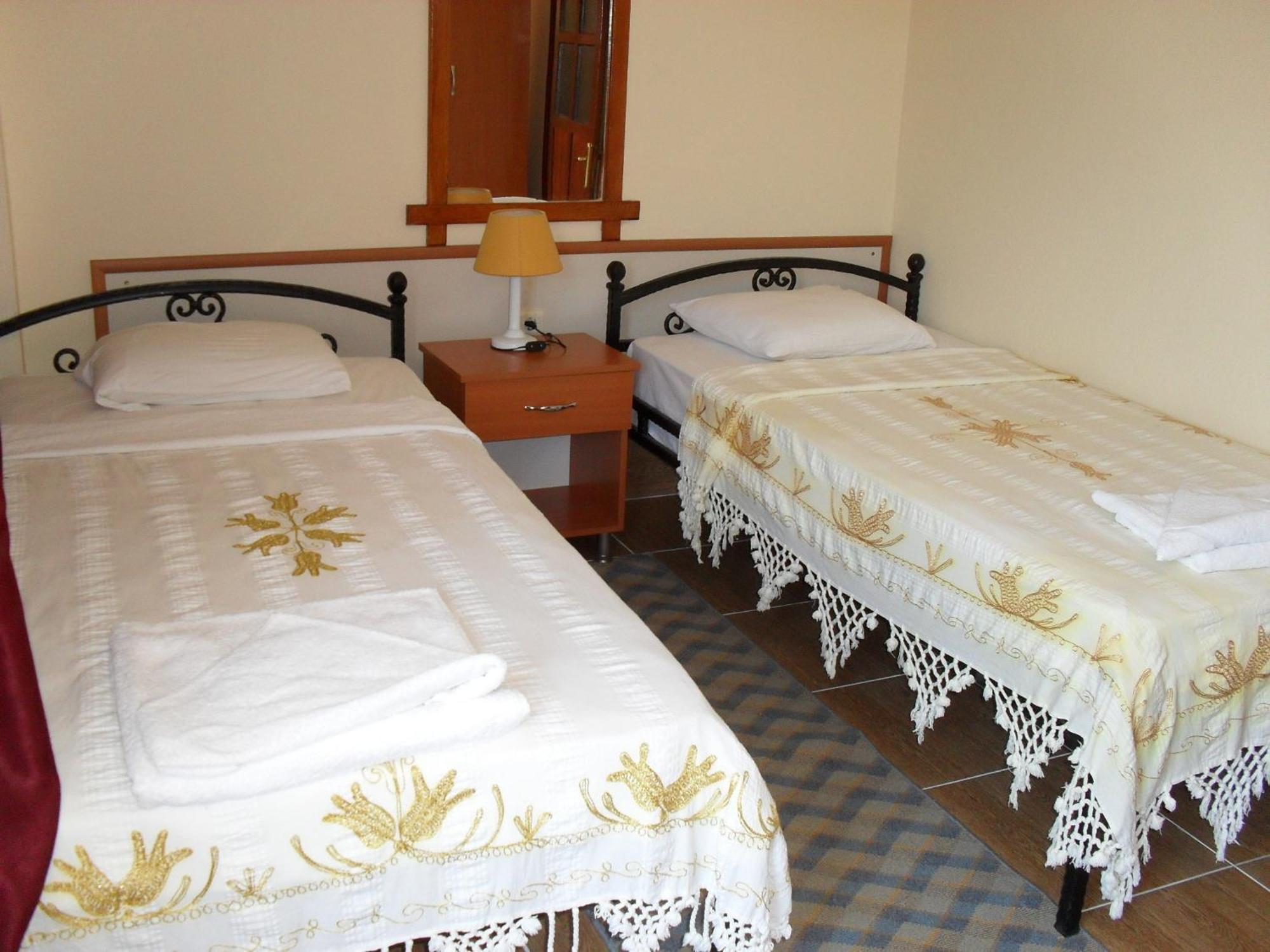 Villa Ozalp Apartments Dalyan Exterior photo