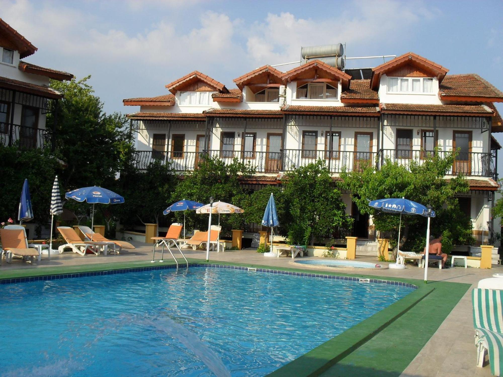 Villa Ozalp Apartments Dalyan Exterior photo